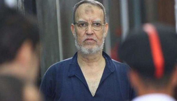 وفاة القيادي في إخوان مصر عصام العريان داخل محبسه
