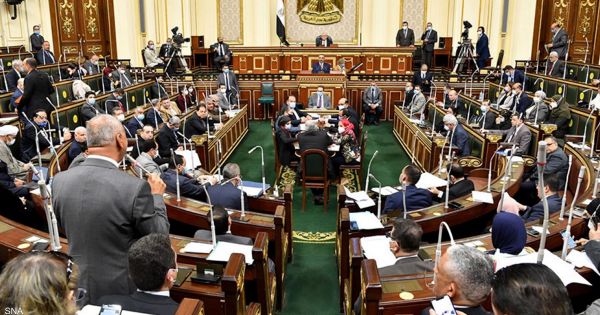 تفاصيل تعديل وزاري في مصر شمل 13 حقيبة