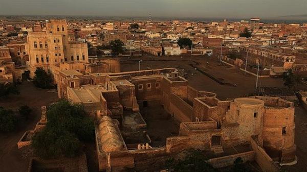 مليشيات الحوثي تقتحم منازل المواطنين في زبيد وتتخذها ثكنات عسكرية