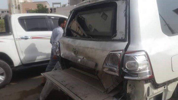 نجاة محافظ تعز من محاولة اغتيال بعبوة ناسفة في عدن - محدث