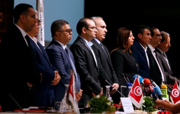 هيئة الانتخابات في تونس توافق على قبول 26 مرشحا بينهم امرأتان للانتخابات الرئاسية