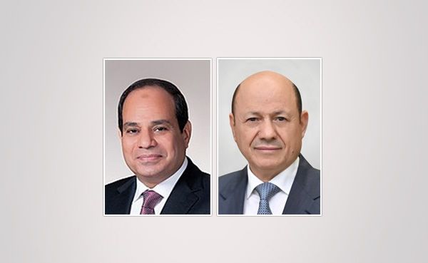 رئيس مجلس القيادة الرئاسي يعزي الرئيس المصري بضحايا حريق كنيسة ابو سيفين