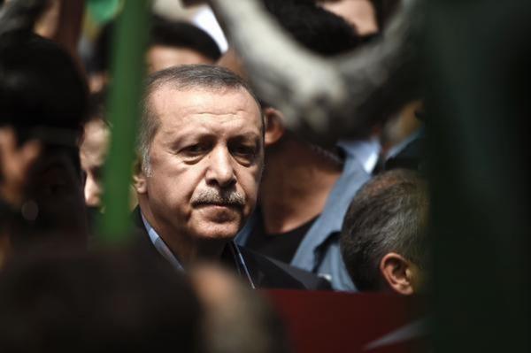 صحف فرنسا تحذر اردوغان من المزايدة على ترامب