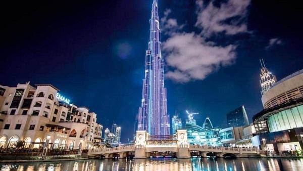 الإمارات تعلن اجراء أول مكالمة  "5G" من "برج خليفة"