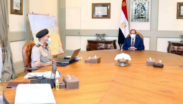 السيسي يوجه قوات الجيش بالاستمرار في رفع الجاهزية القتالية