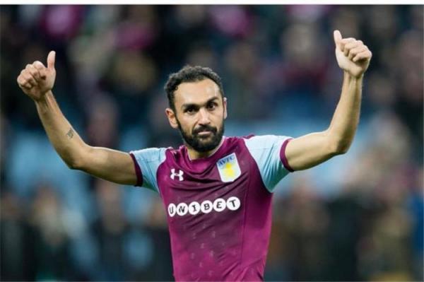 أستون فيلا يعلن تجديد عقد قائد مصر المحمدي