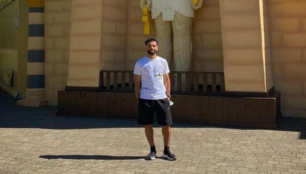 والد محمد صلاح يخضع لعملية خطيرة في القلب