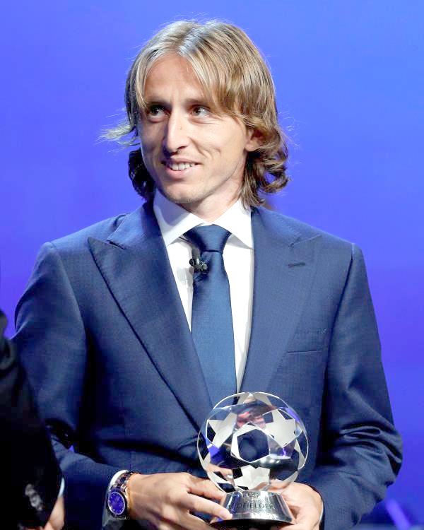 الكرواتي لاعب ريال مدريد مودريتش يفوز بجائزة الأفضل في أوروبا
