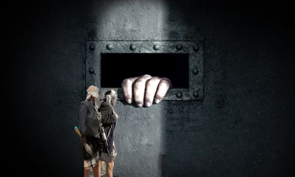 سنوات في المعتقلات.. العالم يحيي يوم ضحايا الاختفاء القسري والسجون الحوثية مكتظة بالآلاف 