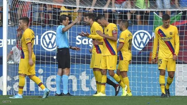 برشلونة الإسباني يتعثر مجددا في الدوري 