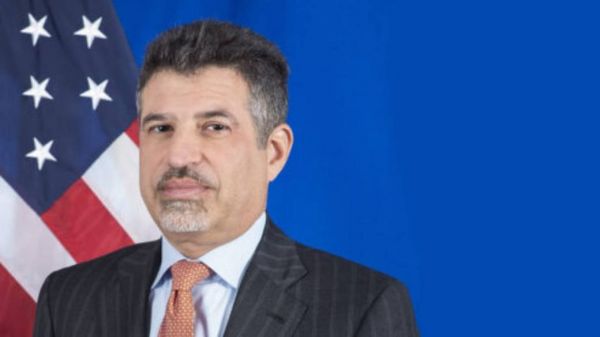 السفير الأمريكي ينفذ جولة افتراضية في مشروع تدعمه الولايات المتحدة بتعز 