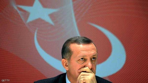 صحيفة تركية: حزب أردوغان يعيش حالة كبير من الإنهيار