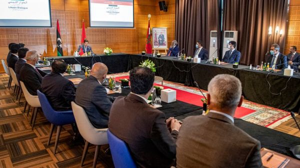 الحوار الليبي بجنيف .. الاتفاق على عدة توصيات بينها نقل مقار الحكومة إلى مدينة سرت  