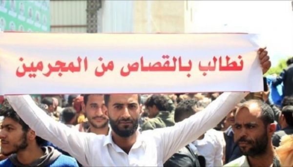 مليشيا الحوثي تعتقل وتعذب ضباطاً كشفوا جريمة "الأغبري" للرأي العام
