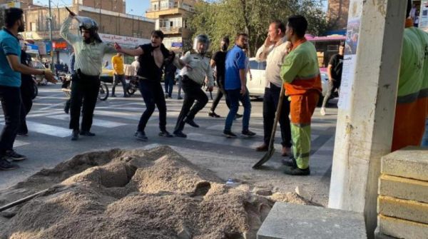 تصاعد حملة الاعتقالات في صفوف الصحافيين والناشطين الإيرانيين