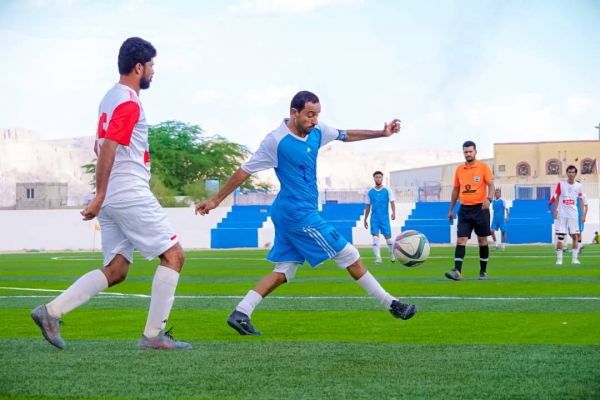 بطولة أندية شبوة.. شباب الحوطة يُهدي شاطئ بئر علي بطاقة التأهل لدور الـ8