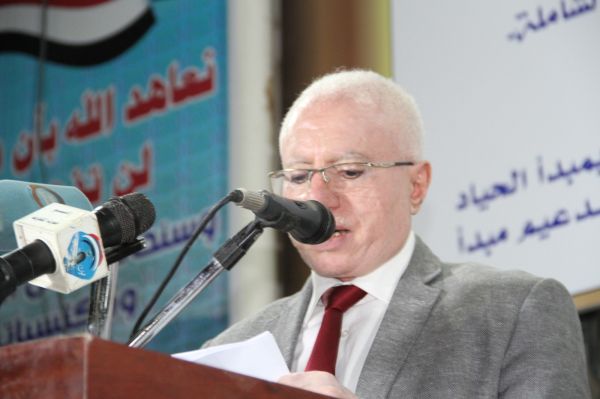في حفل إيقاد الشعلة.. وكيل تعز : المخا باتت قلعة للدفاع عن الثورة والاحتفال بالـ26 من سبتمبر فيها يكتسب أهمية خاصة (نص الكلمة)