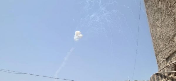 صور | تدمير طائرة مسيرة حوثية (مفخخة) حاولت استهداف المدنيين في المخا - موسع