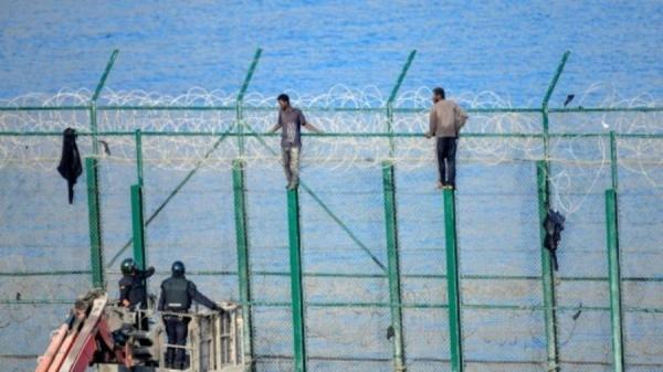 16 قتيلا على الأقل إثر غرق قارب للمهاجرين في المغرب