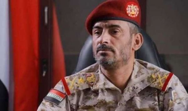 رئيس هيئة الأركان: مليشيا الحوثي بلا قيم أو أخلاق ومشروعها الدمار والخراب وقتل النساء والأطفال