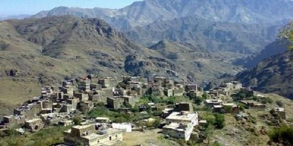 الصمت أو الموت.. قتل قيادي حوثي لمعلم حاول تصوير استيلاء على أرض في ريمة