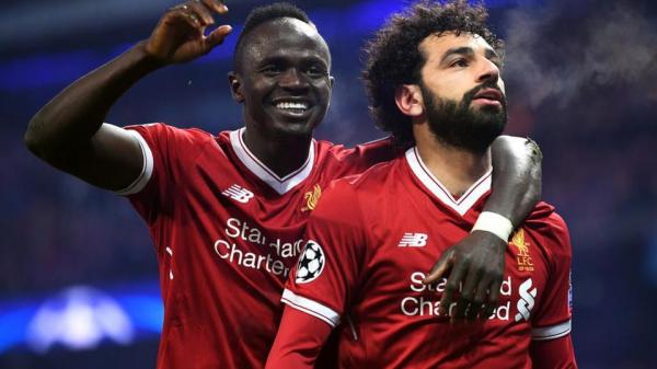 صلاح يترك منتخب مصر ويعود إلى ليفربول