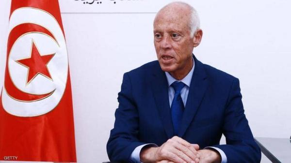 رئاسة تونس.. الاستطلاعات تمنح قيس سعيد فوزا كاسحا