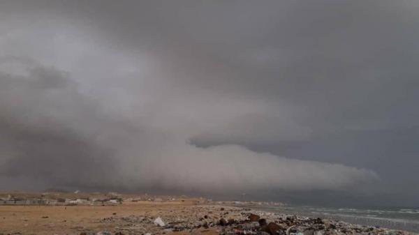 غرفة الإنذار المبكر تحث سكان المنازل الطينية بحضرموت على إخلائها