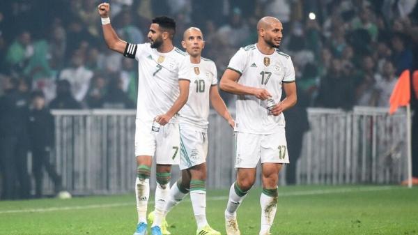 محرز يتألق ويقود الجزائر لفوز عريض على كولومبيا