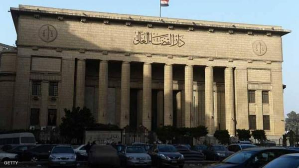 مصر تحيل متهمين باختلاس مليار دولار للنيابة