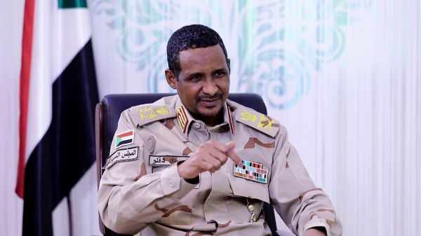 السودان يعلن رفع اسمه من القائمة الأميركية للإرهاب 
