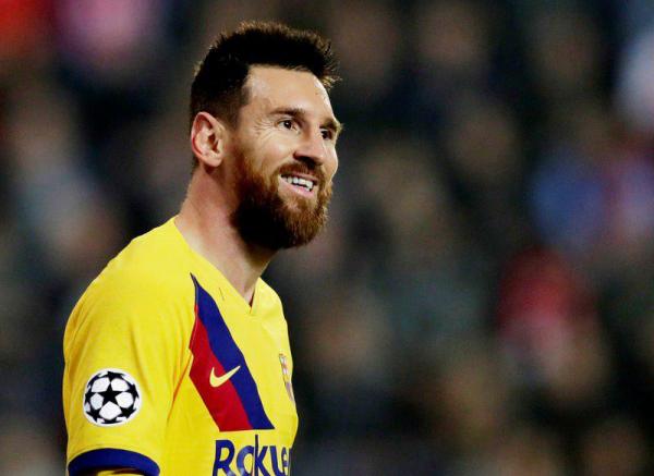 ميسي يقود برشلونة للفوز على سلافيا براج في دوري أبطال أوروبا