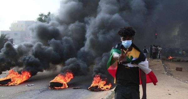 دول عربية تشدد على استقرار السودان وتدعو لتفادي التصعيد