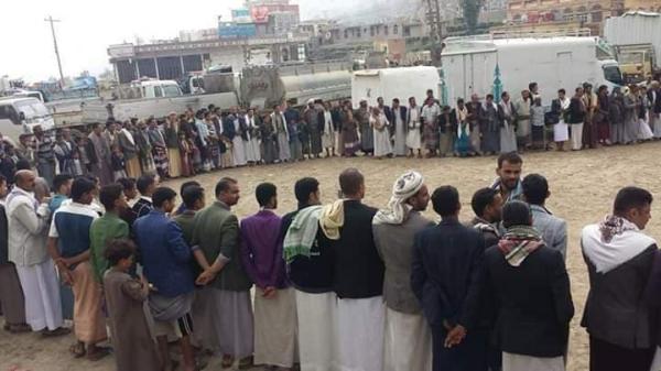محابشة حجة تكسر حاجز الخوف تضامناً مع معتقلي إغاثة الجياع