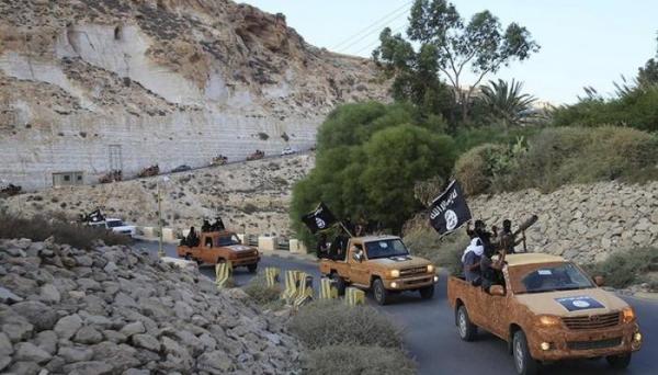 الجيش الليبي يطارد عناصر «داعش» بعد هجوم على «الجفرة»