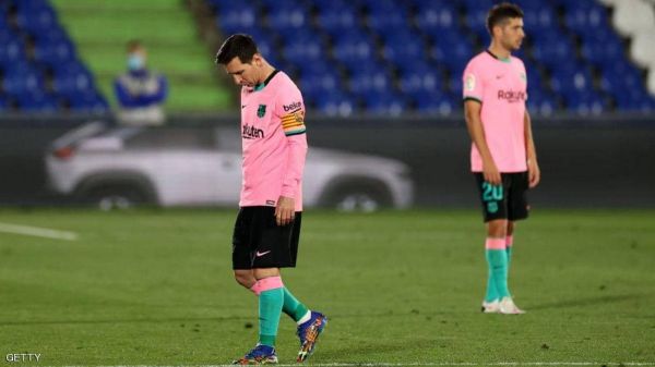 برشلونة في طريقه إلى الإفلاس  