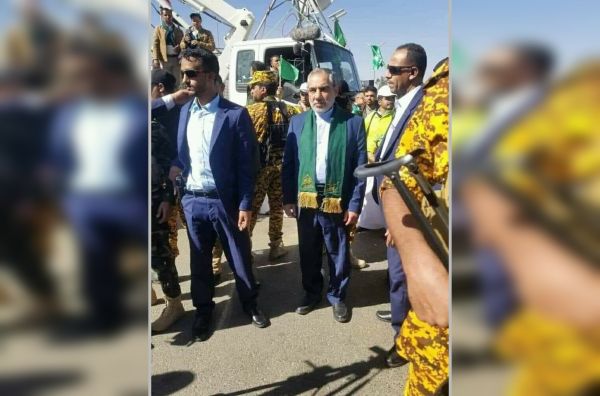 قيادي حوثي سابق: "إيرلو"  ممثل خامنئي وله سطوة على قيادات حوثية بعطاياه السرية