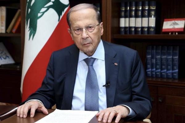 الرئيس اللبناني يدعو لتشكيل حكومة "كفاءة وخبرة" ويتعهد بدولة "المواطنة"