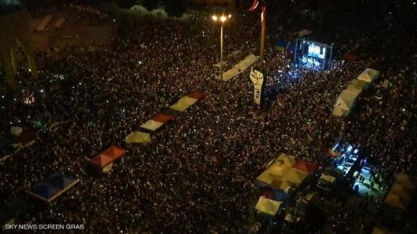 لبنان ..تظاهرات حاشدة ودعوات للإضراب
