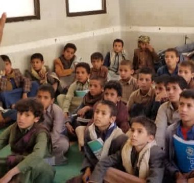 "ميون" لحقوق الإنسان: مقتل 100 طفل جندهم الحوثيون في "الإعلام الحربي"