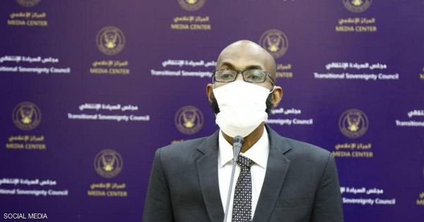 السودان يعلن إصابة وزير الصحة المكلف بفيروس كورونا