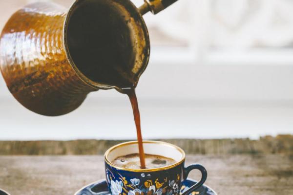 أطباء يحذرون عشاق قهوة الصباح 