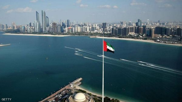 الإمارات تعلن بدء التنقل عبر المنافذ البرية في الدولة