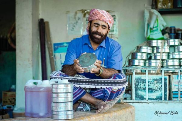 شبوة.. خريف مغدق بأصناف وكميات وفيرة من العسل تنتظر مختبر فحص الجودة (تقرير) 