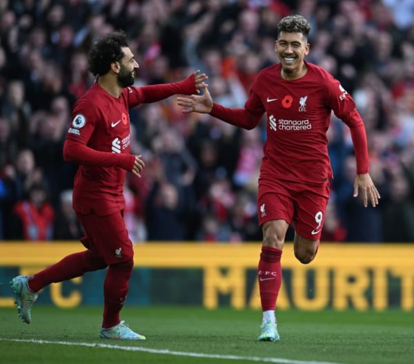 الدوري الإنجليزي: ليفربول يحقق فوزًا مهمًا.. وخسارة قاسية لإيفرتون