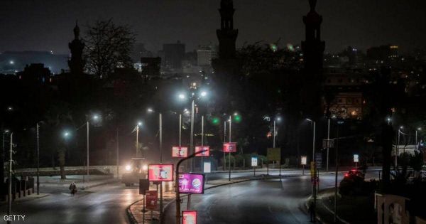 "تراجع طفيف" بإصابات كورونا في مصر