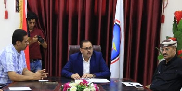 ‏أبو حورية: العميد طارق صالح وجّه بدعم تنفيذ حملة مكافحة وباء حمى الضنك في تعز 