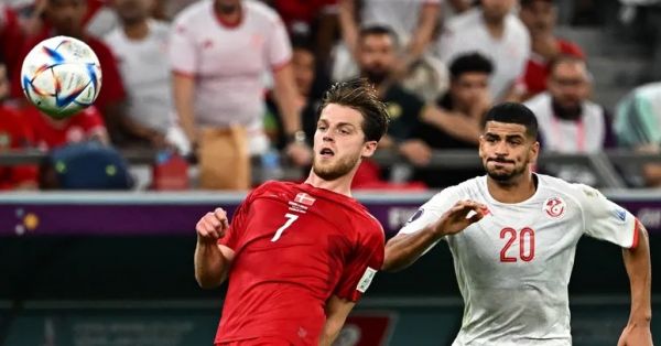 تونس تكتفي بالتعادل مع الدنمارك بعد أداء حماسي