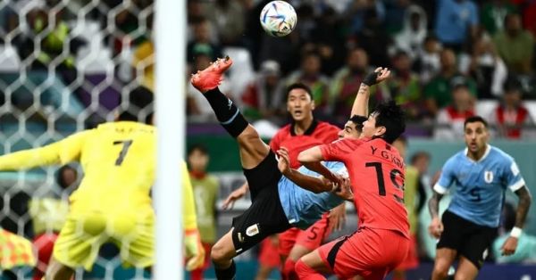 تعادل سلبي جديد في المونديال.. أوروغواي ونمور كوريا