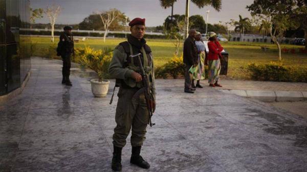 متشددون يهاجمون قريتين ومقتل 12 شخصا بينهم أطفال في موزمبيق